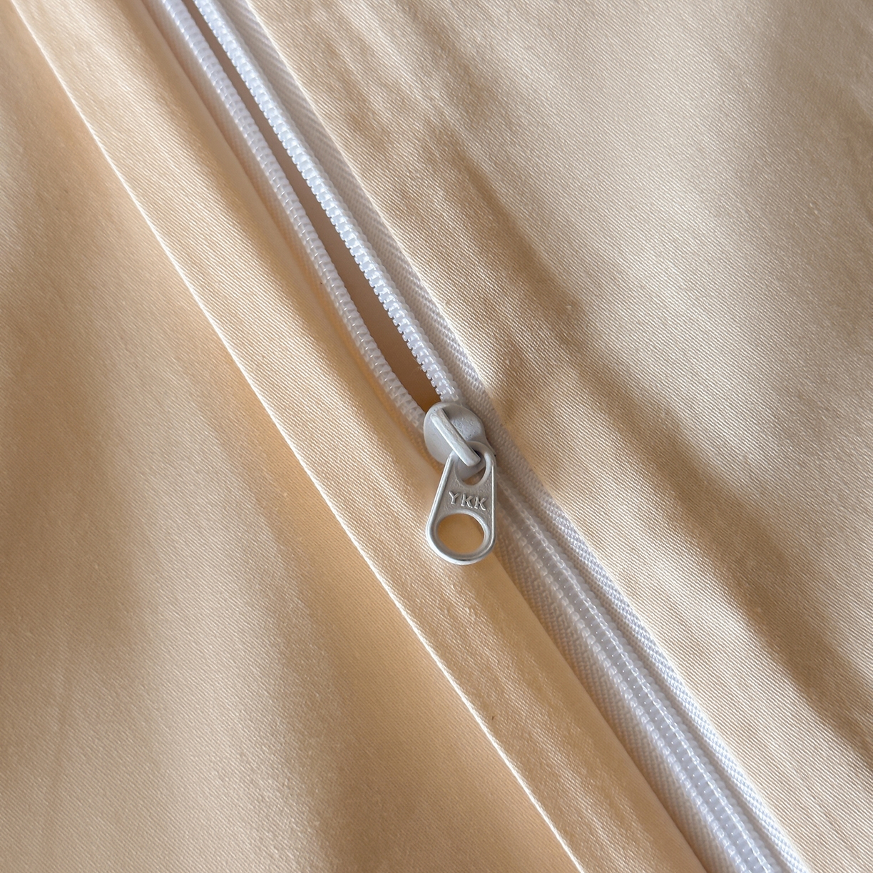 91家纺网 家纺一手货源 找家纺 舒慕家纺 2025新款100支长绒棉浮雕提花四件套 澜汐