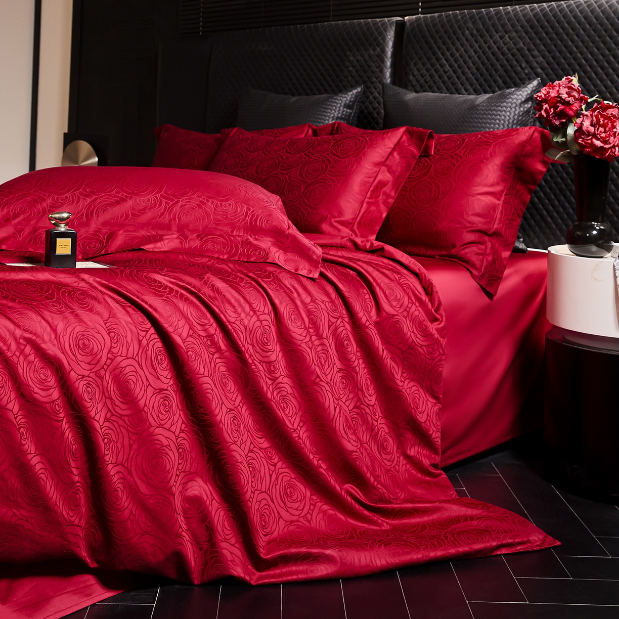 91家纺网 家纺一手货源 找家纺 舒慕家纺 2025新款100支长绒棉浮雕提花四件套 玫瑰