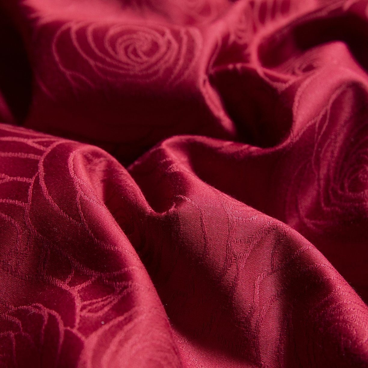 91家纺网 家纺一手货源 找家纺 舒慕家纺 2025新款100支长绒棉浮雕提花四件套 玫瑰