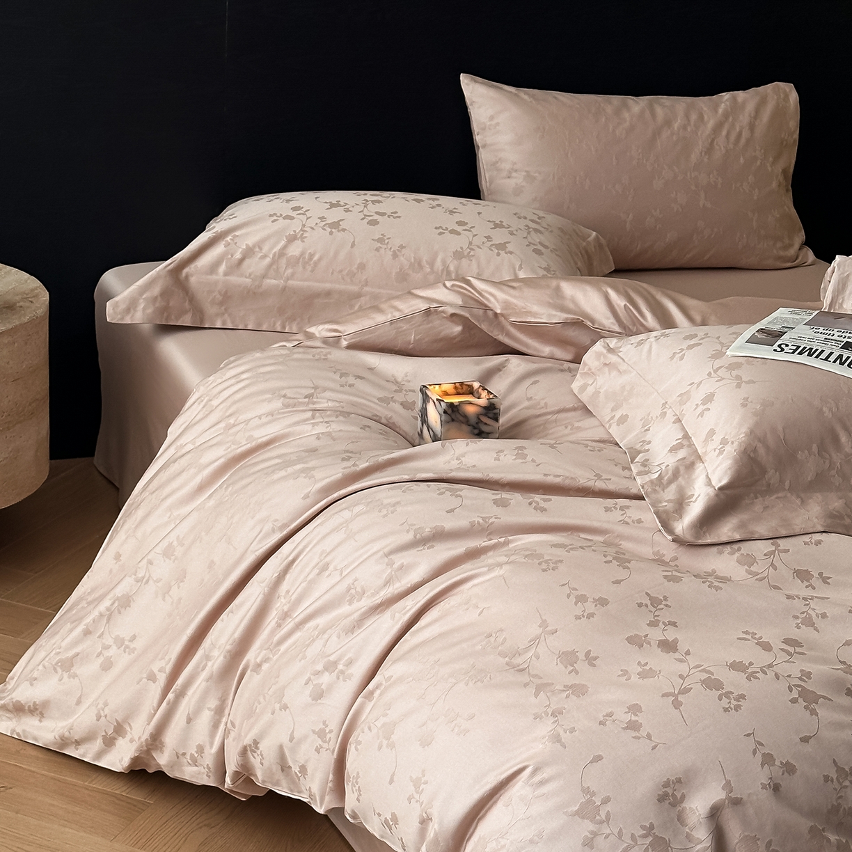 91家纺网 家纺一手货源 找家纺 舒慕家纺 2025新款100支长绒棉浮雕提花四件套 诗娜