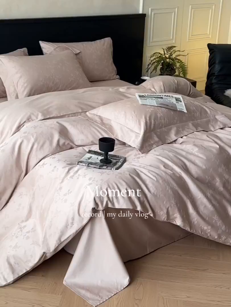 91家纺网 家纺一手货源 找家纺 舒慕家纺 2025新款100支长绒棉浮雕提花四件套 诗娜