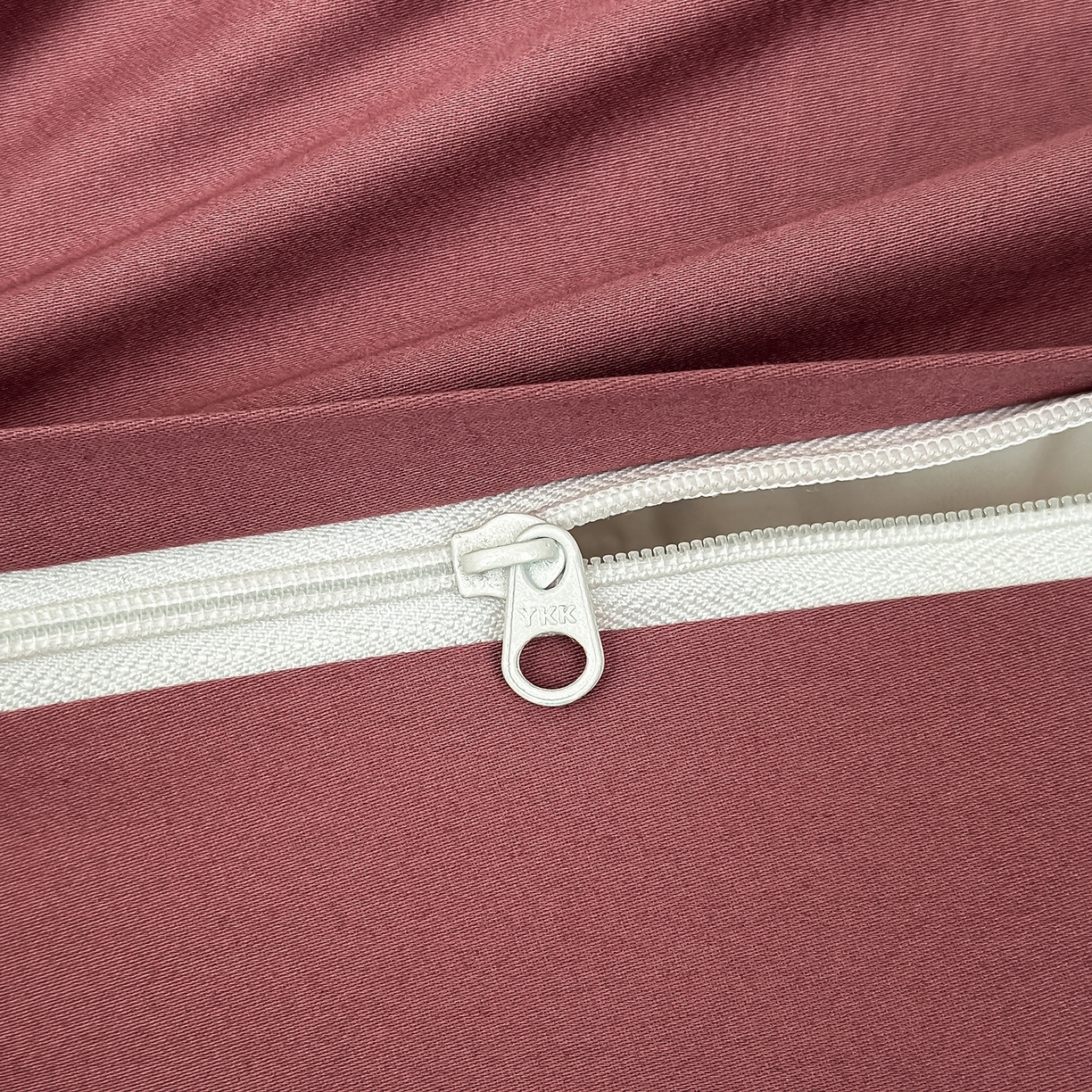 91家纺网 家纺一手货源 找家纺 舒慕家纺 2025新款100支长绒棉浮雕提花四件套 恬静花开