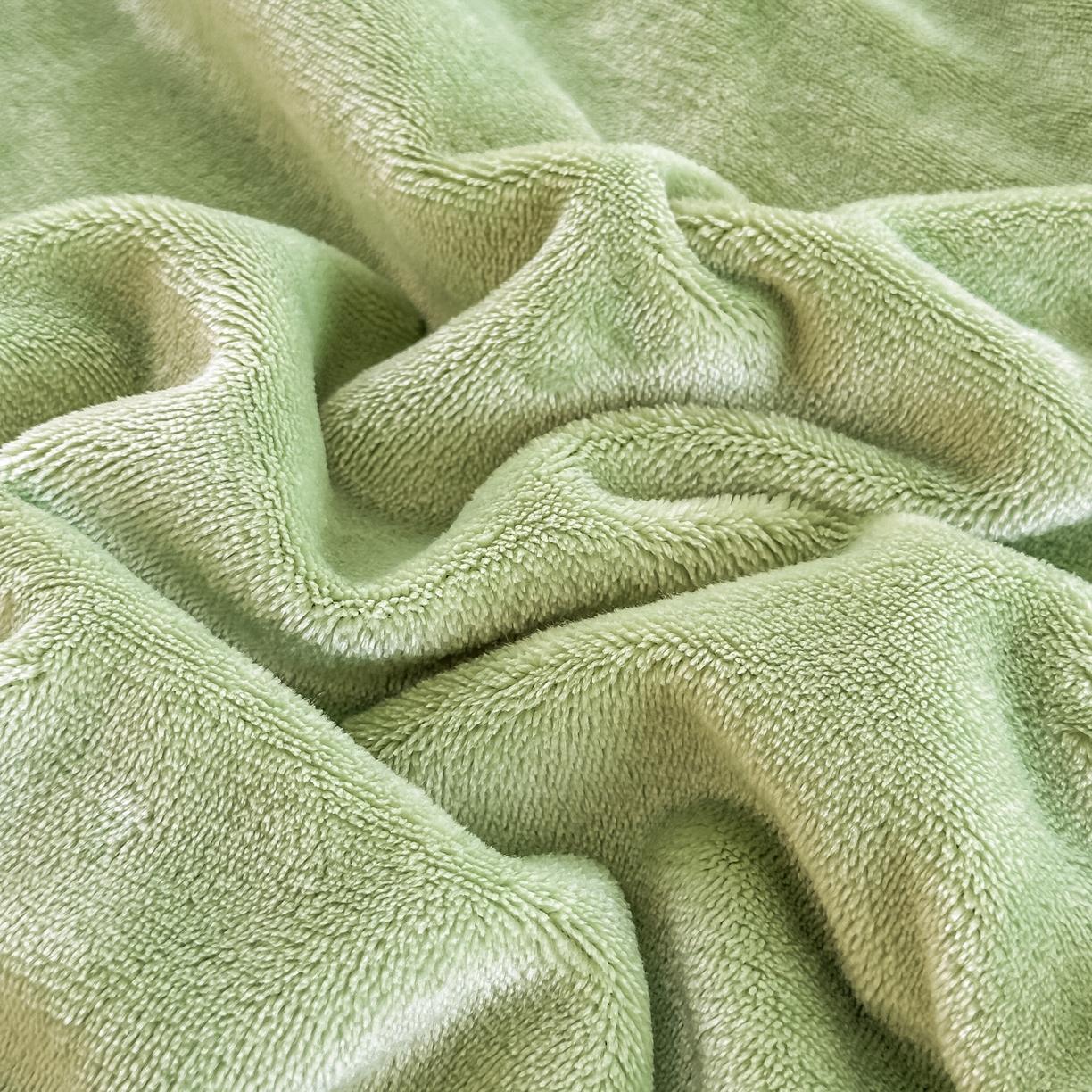 91家纺网 家纺一手货源 找家纺 首选家纺 2025新款加厚牛奶绒单被套系列 宾果绿