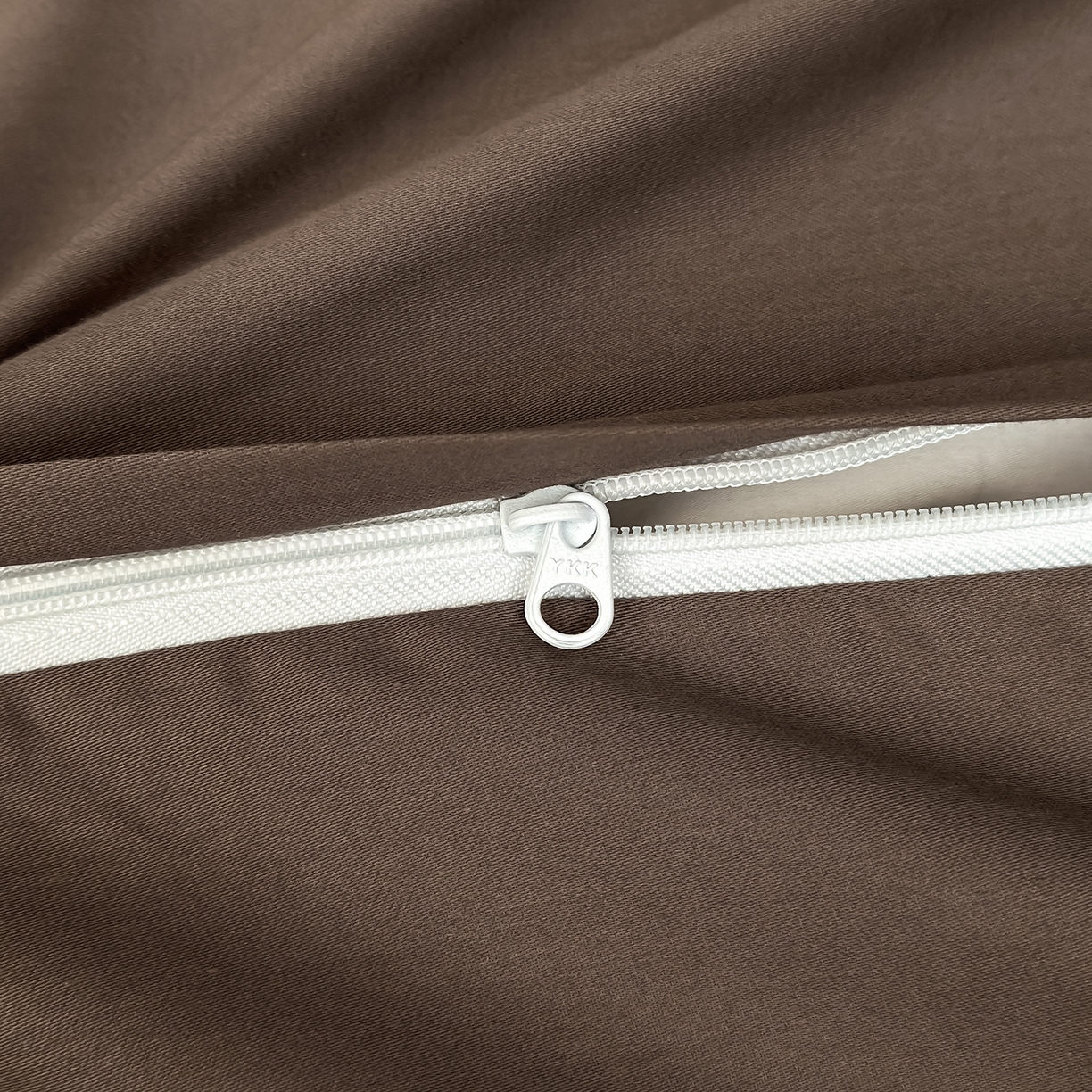 91家纺网 家纺一手货源 找家纺 舒慕家纺 2025新款100支长绒棉浮雕提花四件套 弦月