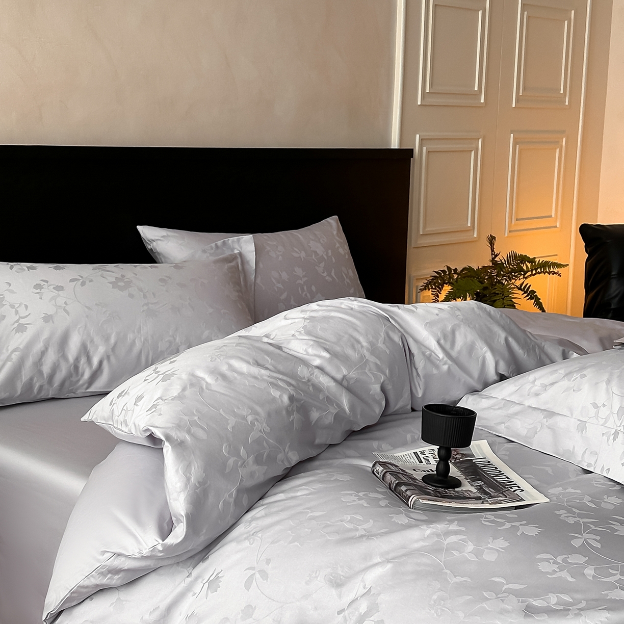 91家纺网 家纺一手货源 找家纺 舒慕家纺 2025新款100支长绒棉浮雕提花四件套 相守