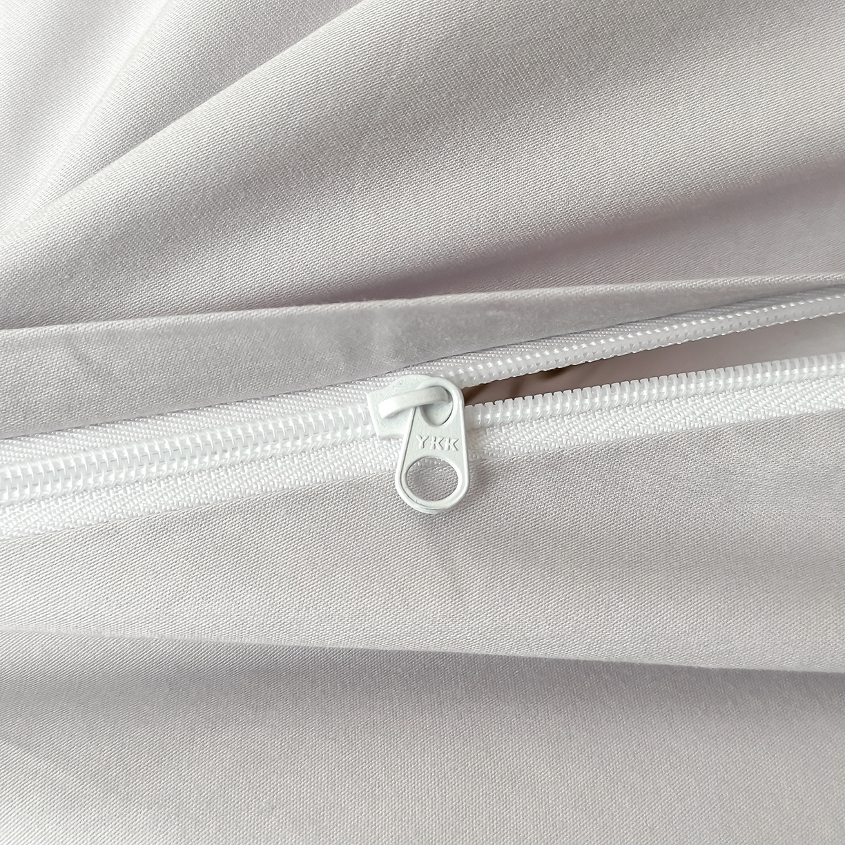 91家纺网 家纺一手货源 找家纺 舒慕家纺 2025新款100支长绒棉浮雕提花四件套 相守