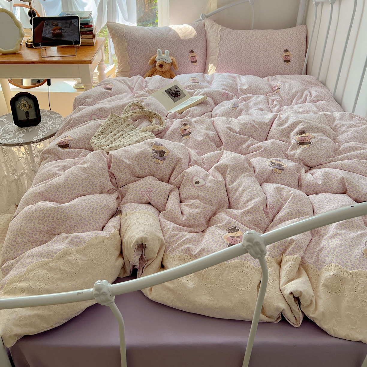 91家纺网 家纺一手货源 找家纺 （总）暖芯优选 2025秋冬新品韩国小清新有氧提花人字纹双层纱全棉蕾丝花边加厚四件套