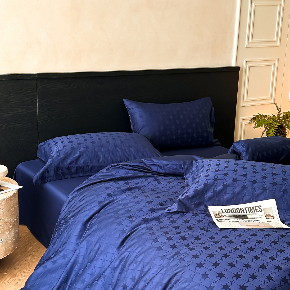 91家纺网 家纺一手货源 找家纺 舒慕家纺 2025新款100支长绒棉浮雕提花四件套 星柠-蓝