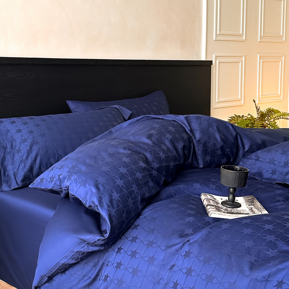 91家纺网 家纺一手货源 找家纺 舒慕家纺 2025新款100支长绒棉浮雕提花四件套 星柠-蓝