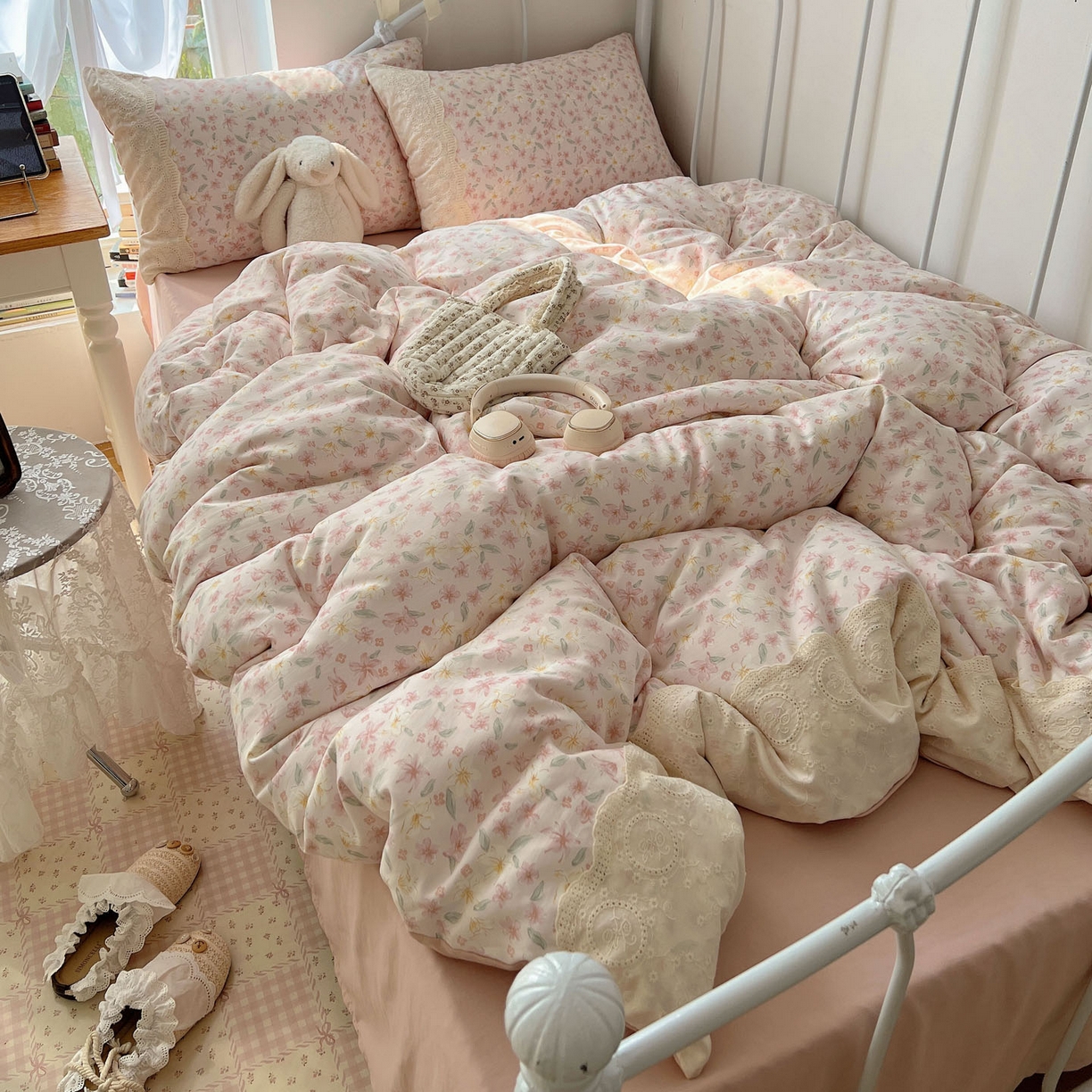 91家纺网 家纺一手货源 找家纺 暖芯优选 2025秋冬新品韩国小清新有氧提花人字纹双层纱全棉蕾丝花边加厚四件套 盎然-大花边