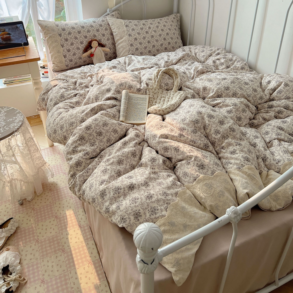 91家纺网 家纺一手货源 找家纺 暖芯优选 2025秋冬新品韩国小清新有氧提花人字纹双层纱全棉蕾丝花边加厚四件套 丁香紫-大花边