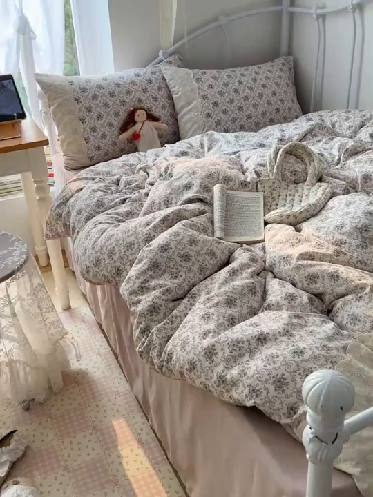 91家纺网 家纺一手货源 找家纺 暖芯优选 2025秋冬新品韩国小清新有氧提花人字纹双层纱全棉蕾丝花边加厚四件套 丁香紫-大花边