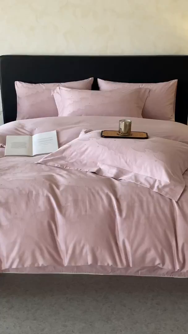 91家纺网 家纺一手货源 找家纺 舒慕家纺 2025新款100支长绒棉浮雕提花四件套 星雨