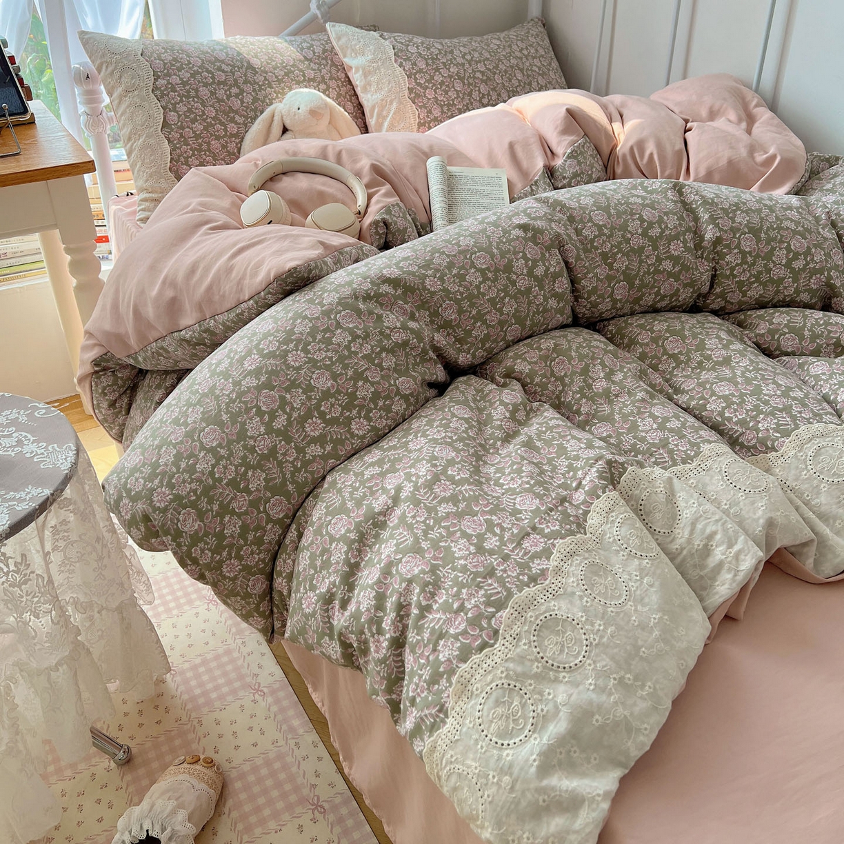 91家纺网 家纺一手货源 找家纺 暖芯优选 2025秋冬新品韩国小清新有氧提花人字纹双层纱全棉蕾丝花边加厚四件套 沐春-大花边