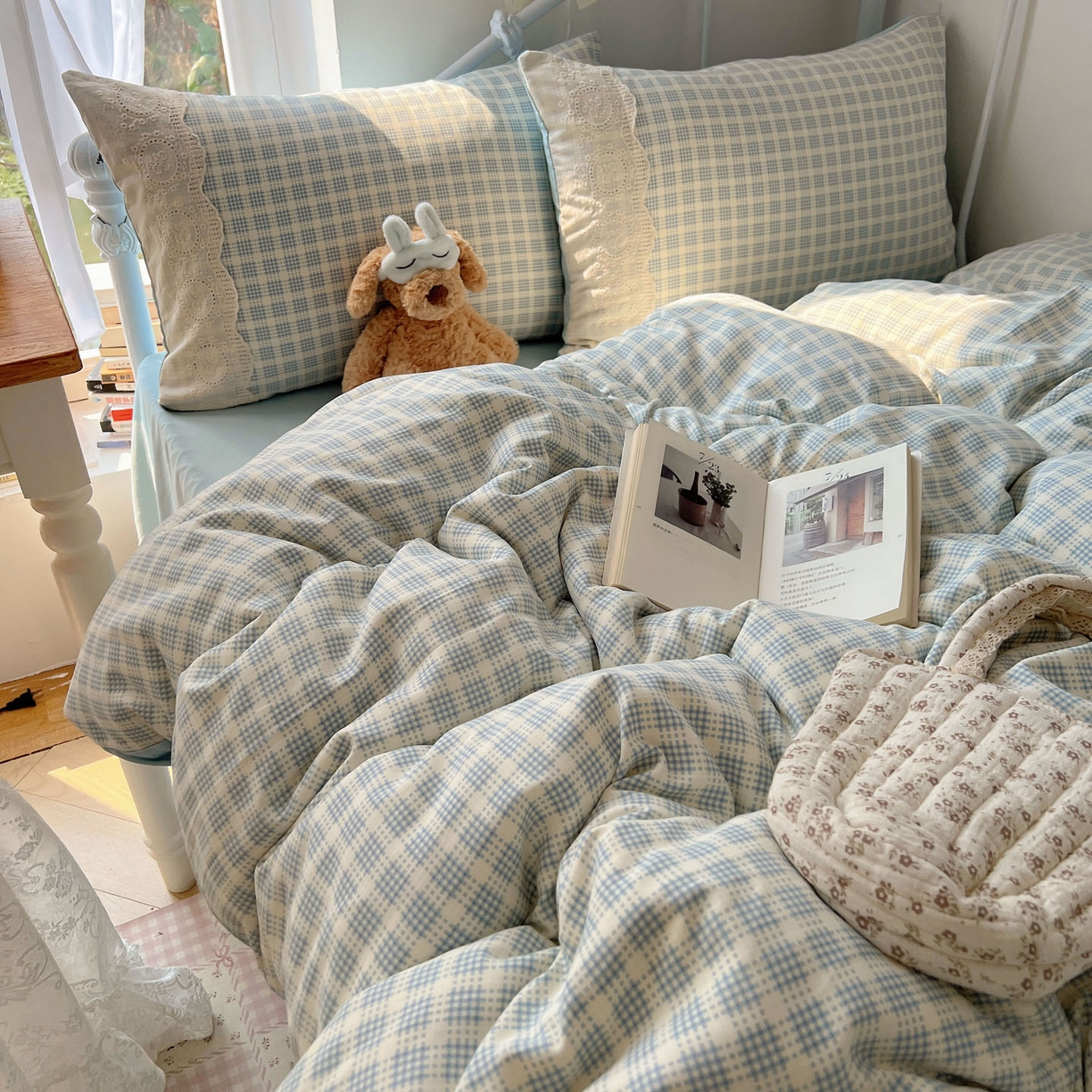 91家纺网 家纺一手货源 找家纺 暖芯优选 2025秋冬新品韩国小清新有氧提花人字纹双层纱全棉蕾丝花边加厚四件套 晚樱落海-大花边