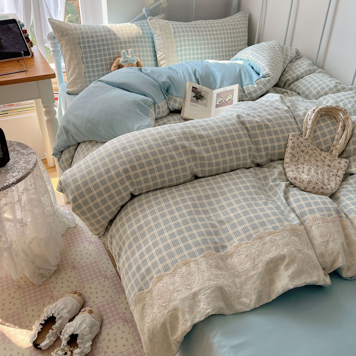 91家纺网 家纺一手货源 找家纺 暖芯优选 2025秋冬新品韩国小清新有氧提花人字纹双层纱全棉蕾丝花边加厚四件套 晚樱落海-大花边