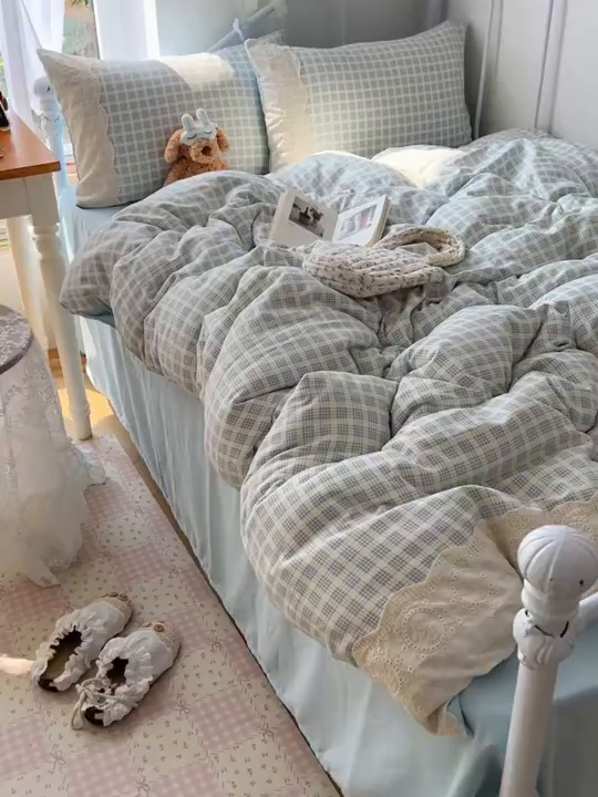 91家纺网 家纺一手货源 找家纺 暖芯优选 2025秋冬新品韩国小清新有氧提花人字纹双层纱全棉蕾丝花边加厚四件套 晚樱落海-大花边