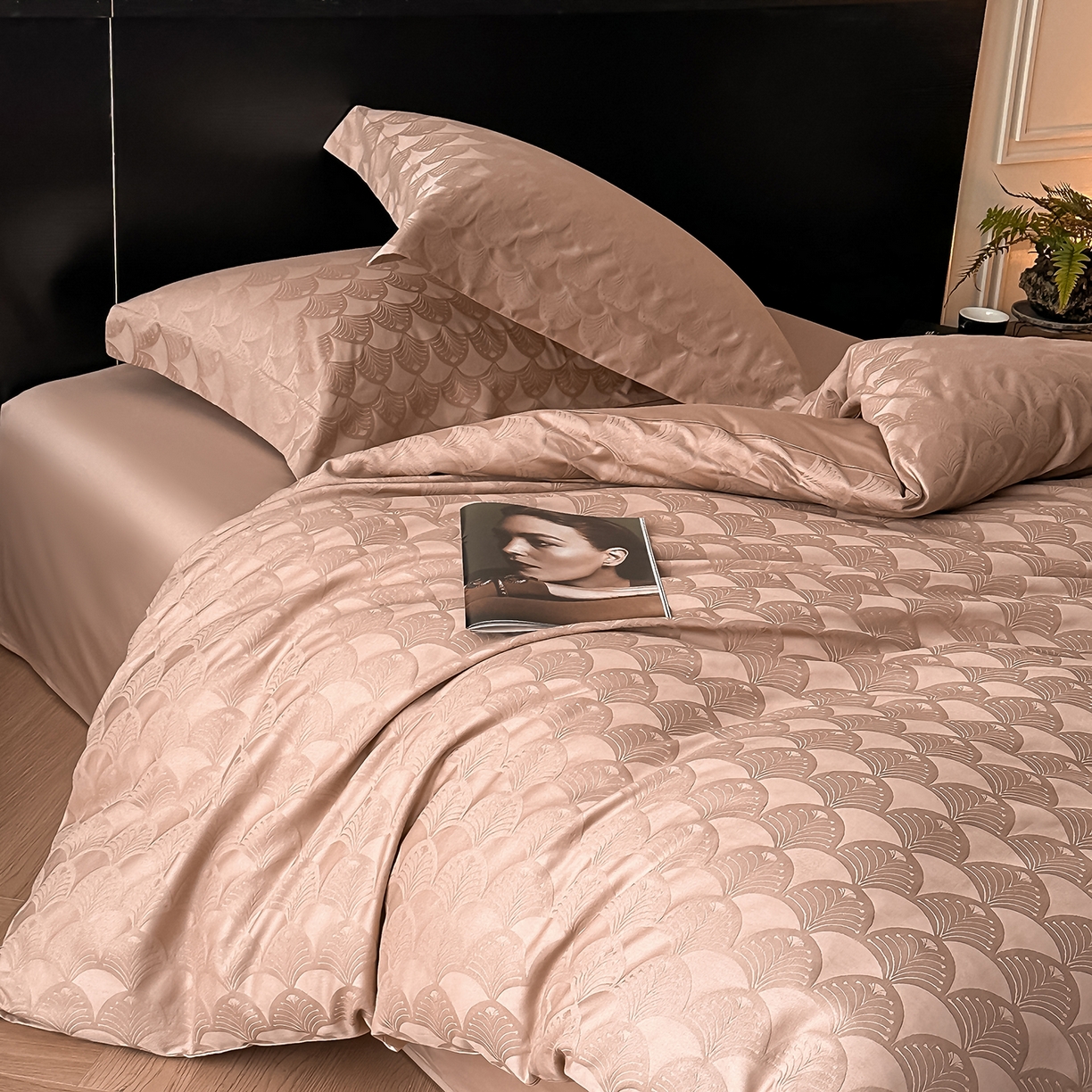 91家纺网 家纺一手货源 找家纺 舒慕家纺 2025新款100支长绒棉浮雕提花四件套 叶繁