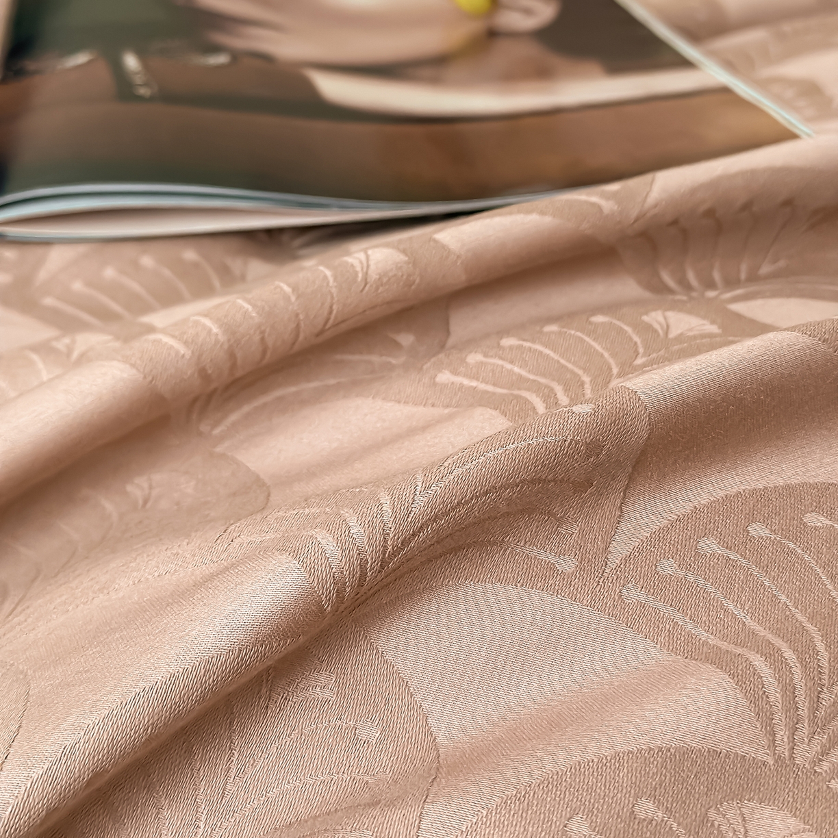 91家纺网 家纺一手货源 找家纺 舒慕家纺 2025新款100支长绒棉浮雕提花四件套 叶繁