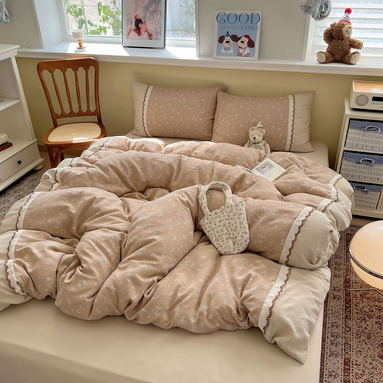 91家纺网 家纺一手货源 找家纺 暖芯优选 2025秋冬新品韩国小清新有氧提花人字纹双层纱全棉蕾丝花边加厚四件套 清风序语-小花边