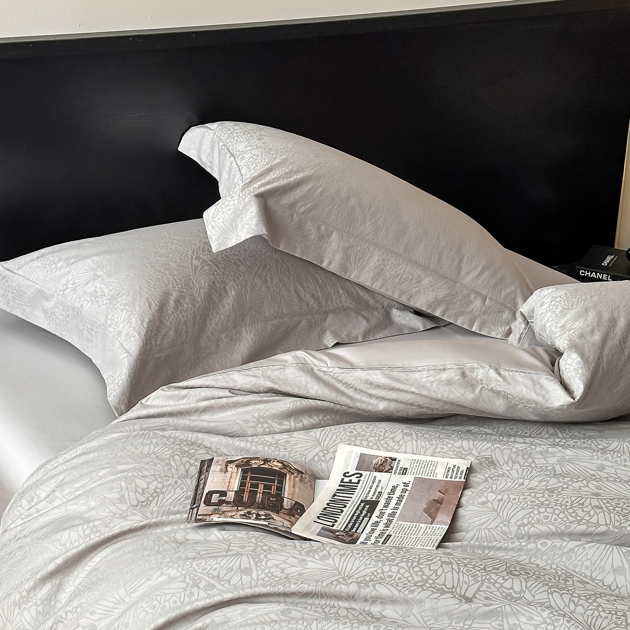 91家纺网 家纺一手货源 找家纺 舒慕家纺 2025新款100支长绒棉浮雕提花四件套 雨洛