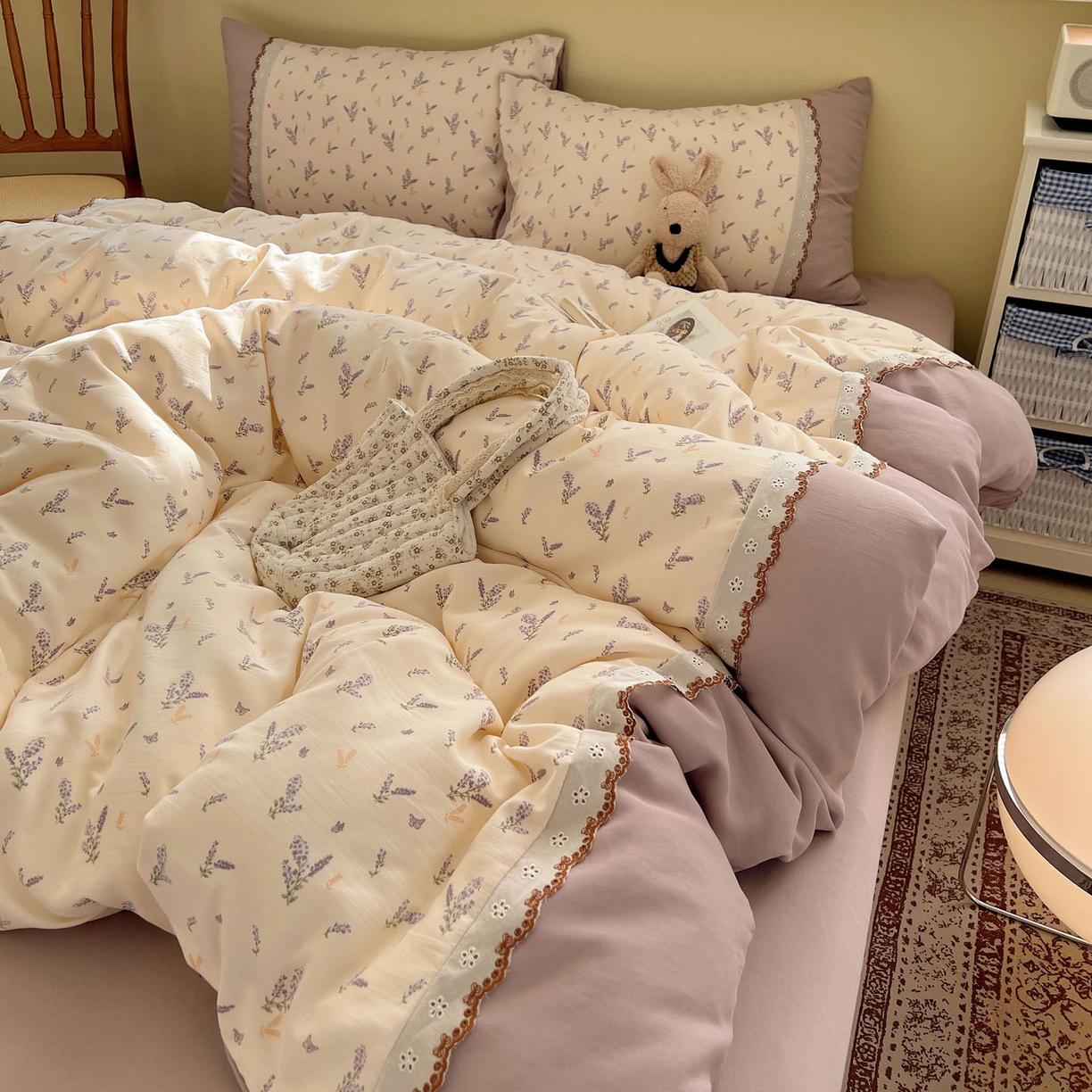 91家纺网 家纺一手货源 找家纺 暖芯优选 2025秋冬新品韩国小清新有氧提花人字纹双层纱全棉蕾丝花边加厚四件套 薰衣草-小花边