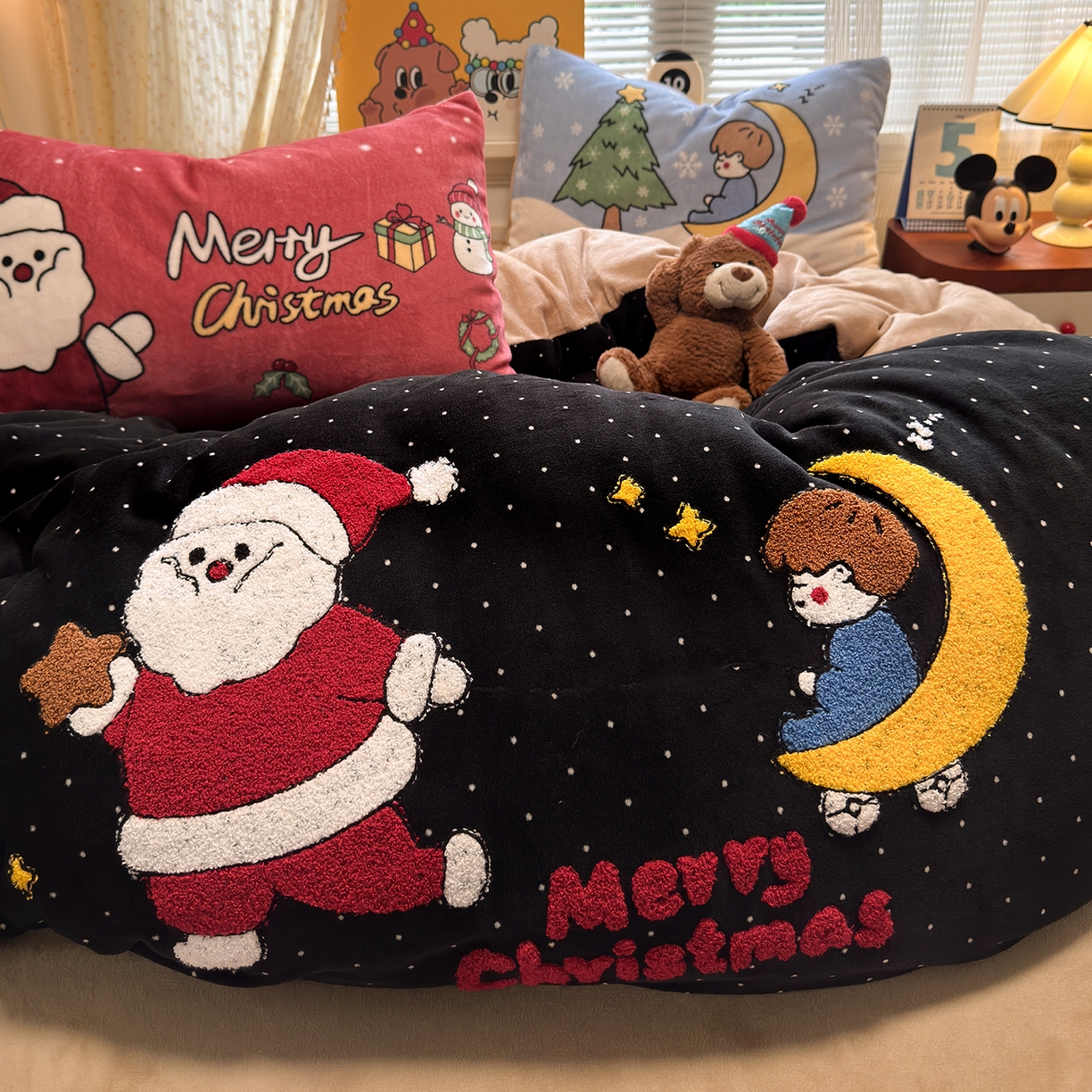 91家纺网 家纺一手货源 找家纺 罗亿家纺 2025新款高克重200g牛奶绒数码印花毛巾绣卡通四件套（小红书推荐）提供买家秀 小王子的圣诞夜