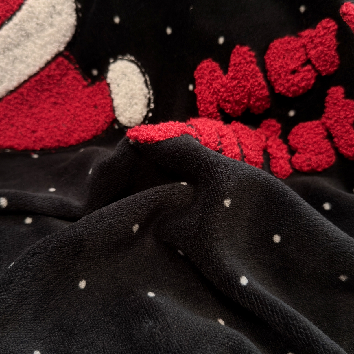 91家纺网 家纺一手货源 找家纺 罗亿家纺 2025新款高克重200g牛奶绒数码印花毛巾绣卡通四件套（小红书推荐）提供买家秀 小王子的圣诞夜