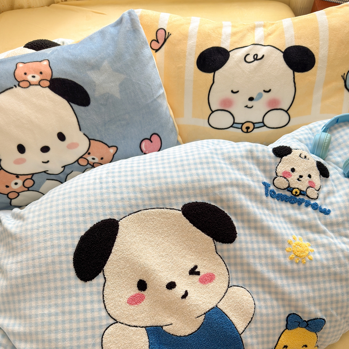 91家纺网 家纺一手货源 找家纺 罗亿家纺 2025新款高克重200g牛奶绒数码印花毛巾绣卡通四件套（小红书推荐）提供买家秀 帕恰小白