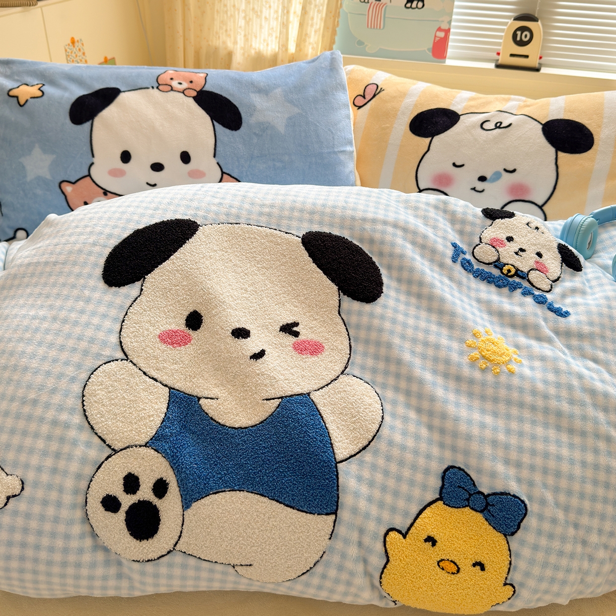 91家纺网 家纺一手货源 找家纺 罗亿家纺 2025新款高克重200g牛奶绒数码印花毛巾绣卡通四件套（小红书推荐）提供买家秀 帕恰小白