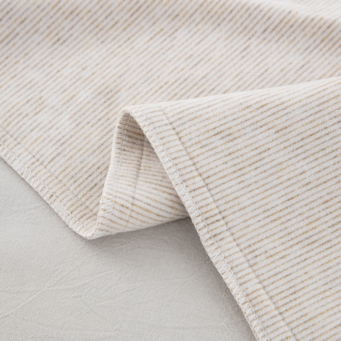 91家纺网 家纺一手货源 找家纺 大黄蜂家居家纺 2025新款A类羊毛蚕丝星球面包记忆枕头枕芯 富贵驼