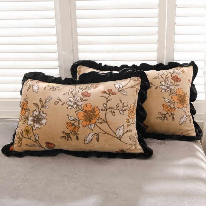 91家纺网 家纺一手货源 找家纺 千姿坊 2025新款韩版牛奶绒花边款四件套 1浪漫花卉