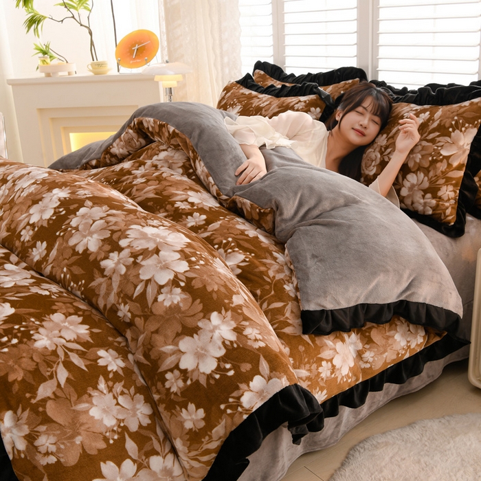 91家纺网 家纺一手货源 找家纺 千姿坊 2025新款韩版牛奶绒花边款四件套 6芳华