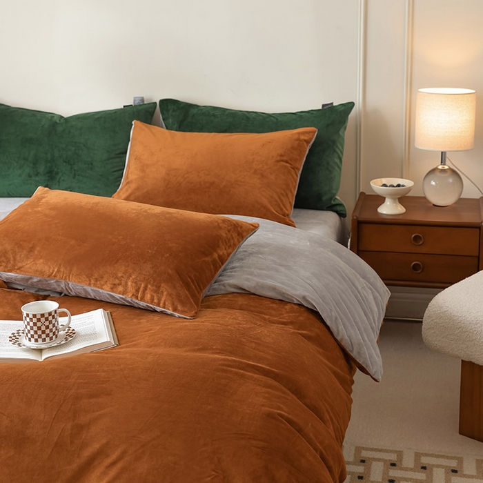 91家纺网 家纺一手货源 找家纺 ONE TWO ONE 121 新品【婴儿绒德芙绒四件套】2025毛毯被子四件套单件床单被套床笠珊瑚绒牛奶绒冬被法兰绒兔毛绒双拼款 双拼-焦糖烟灰