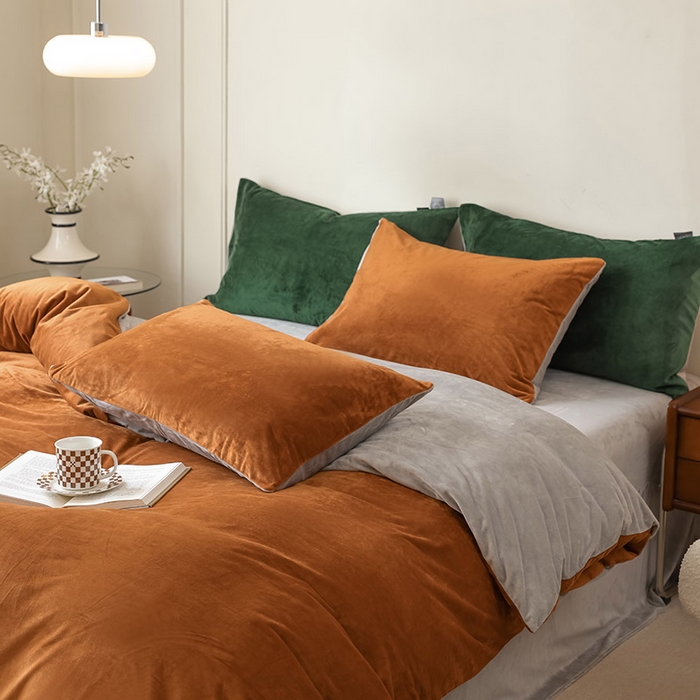 91家纺网 家纺一手货源 找家纺 ONE TWO ONE 121 新品【婴儿绒德芙绒四件套】2025毛毯被子四件套单件床单被套床笠珊瑚绒牛奶绒冬被法兰绒兔毛绒双拼款 双拼-焦糖烟灰