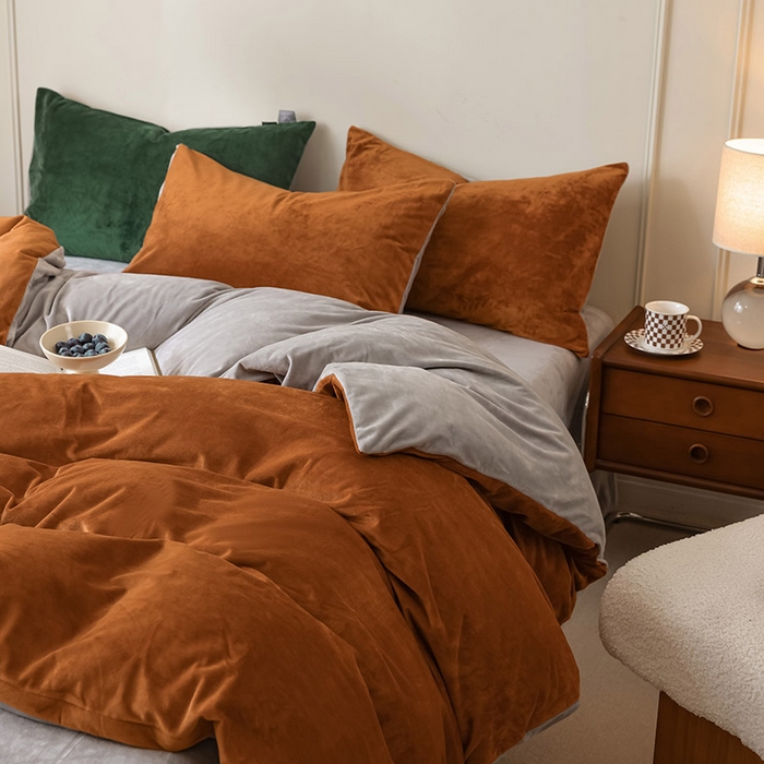 91家纺网 家纺一手货源 找家纺 ONE TWO ONE 121 新品【婴儿绒德芙绒四件套】2025毛毯被子四件套单件床单被套床笠珊瑚绒牛奶绒冬被法兰绒兔毛绒双拼款 双拼-焦糖烟灰