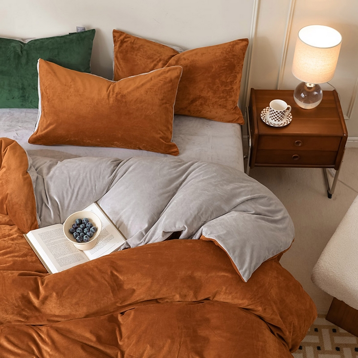 91家纺网 家纺一手货源 找家纺 ONE TWO ONE 121 新品【婴儿绒德芙绒四件套】2025毛毯被子四件套单件床单被套床笠珊瑚绒牛奶绒冬被法兰绒兔毛绒双拼款 双拼-焦糖烟灰