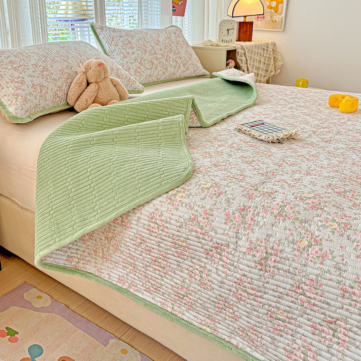 91家纺网 家纺一手货源 找家纺 恒尚居 2025新款全棉牛奶绒床盖四季可用纯棉夹棉床单床褥垫三件套-秋冬款系列二 紫薇花【A纯棉-B牛奶绒】