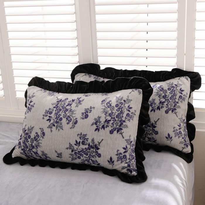 91家纺网 家纺一手货源 找家纺 千姿坊 2025新款韩版牛奶绒花边款四件套 10花影