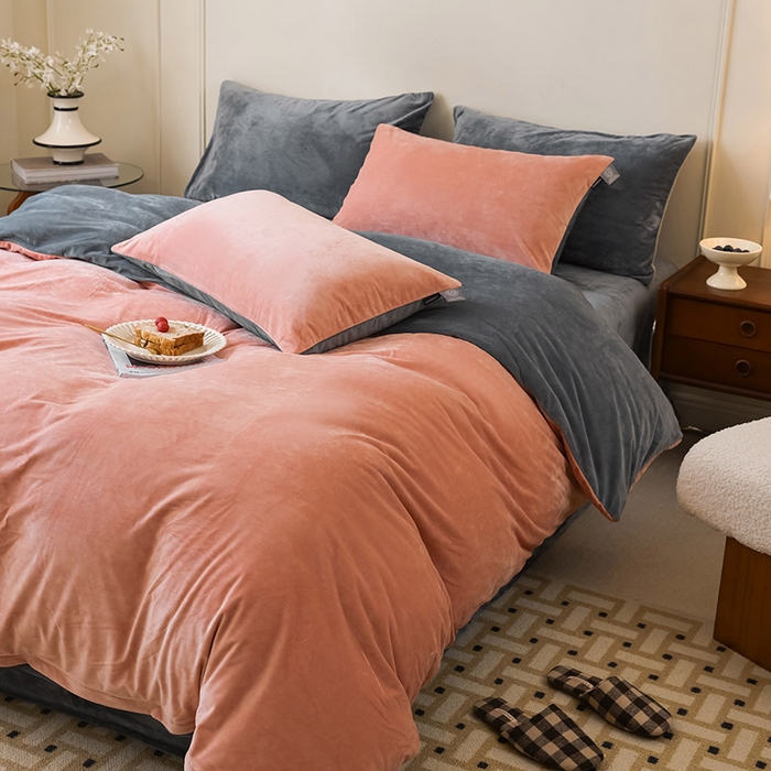 91家纺网 家纺一手货源 找家纺 ONE TWO ONE 121 新品【婴儿绒德芙绒四件套】2025毛毯被子四件套单件床单被套床笠珊瑚绒牛奶绒冬被法兰绒兔毛绒双拼款 双拼-橘粉灰黑