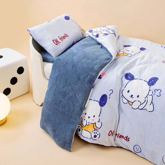 91家纺网 家纺一手货源 找家纺 鱼宝 2025新款小版牛奶绒幼儿园套件 布丁狗