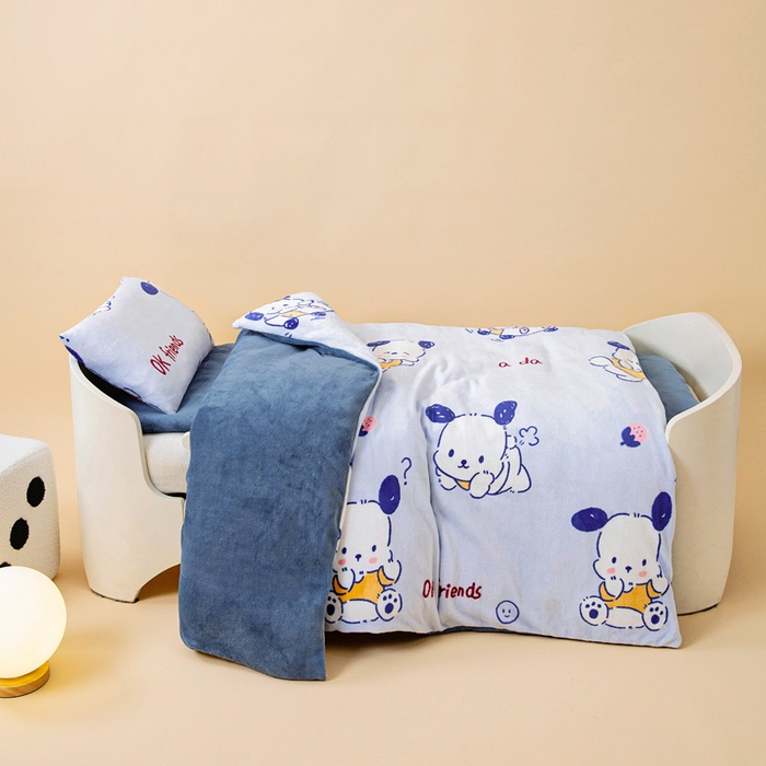 91家纺网 家纺一手货源 找家纺 鱼宝 2025新款小版牛奶绒幼儿园套件 布丁狗