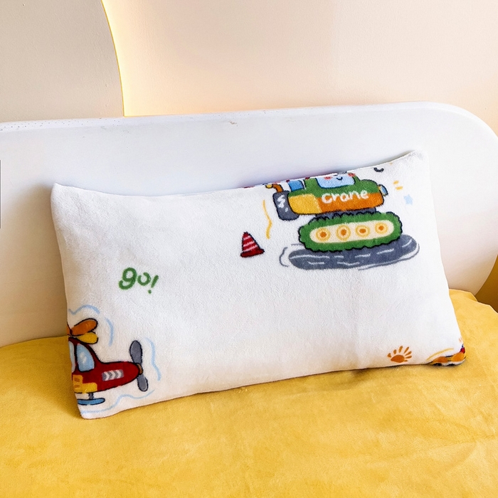 91家纺网 家纺一手货源 找家纺 鱼宝 2025新款小版牛奶绒幼儿园套件 彩虹车队黄