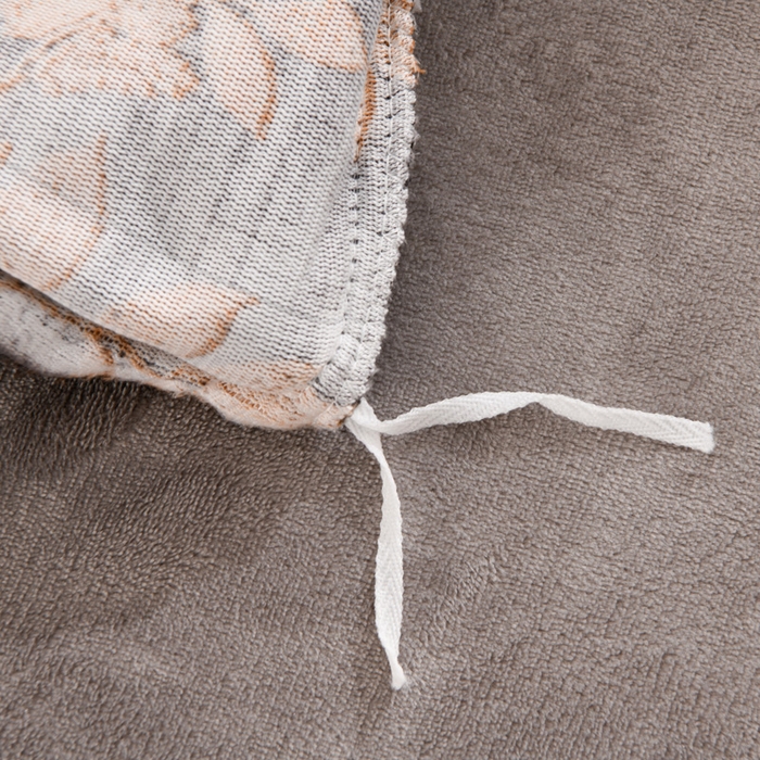 91家纺网 家纺一手货源 找家纺 千姿坊 2025新款韩版牛奶绒花边款四件套 18复古叶影