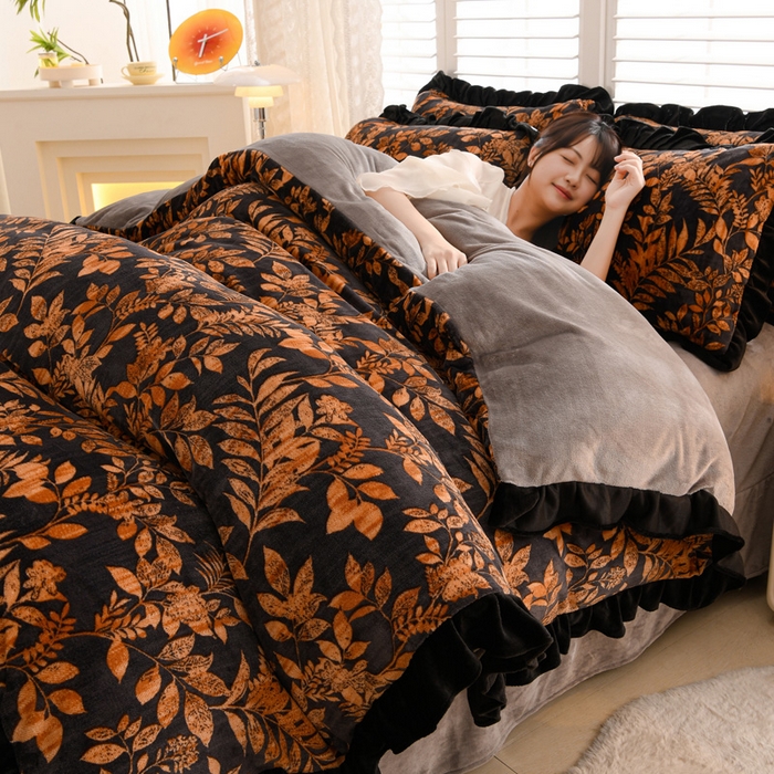 91家纺网 家纺一手货源 找家纺 千姿坊 2025新款韩版牛奶绒花边款四件套 18复古叶影