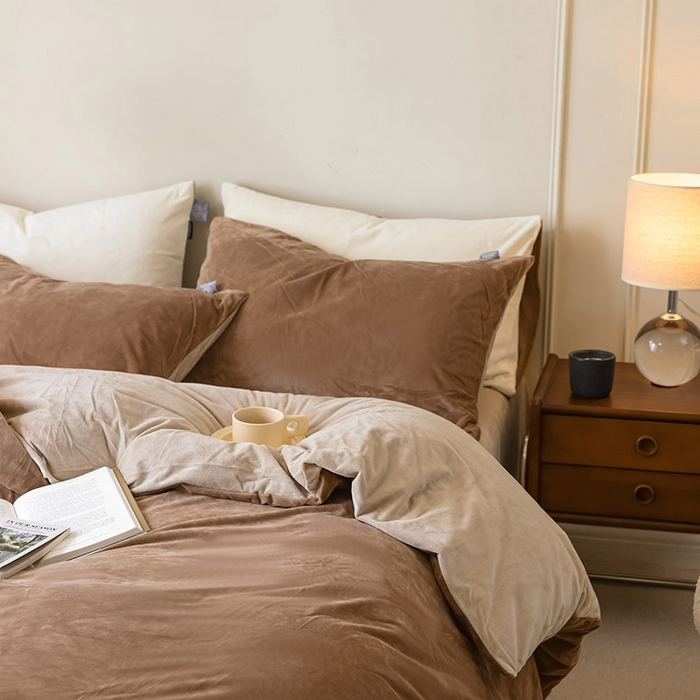 91家纺网 家纺一手货源 找家纺 ONE TWO ONE 121 新品【婴儿绒德芙绒四件套】2025毛毯被子四件套单件床单被套床笠珊瑚绒牛奶绒冬被法兰绒兔毛绒双拼款 双拼-深咖浅咖