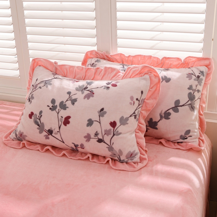 91家纺网 家纺一手货源 找家纺 千姿坊 2025新款韩版牛奶绒花边款四件套 19花枝招展