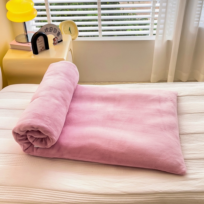 91家纺网 家纺一手货源 找家纺 鱼宝 2025新款小版牛奶绒幼儿园套件 蝴蝶结小兔