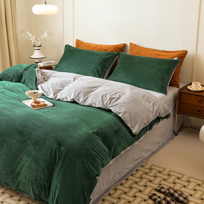 91家纺网 家纺一手货源 找家纺 ONE TWO ONE 121 新品【婴儿绒德芙绒四件套】2025毛毯被子四件套单件床单被套床笠珊瑚绒牛奶绒冬被法兰绒兔毛绒双拼款 双拼-松绿烟灰