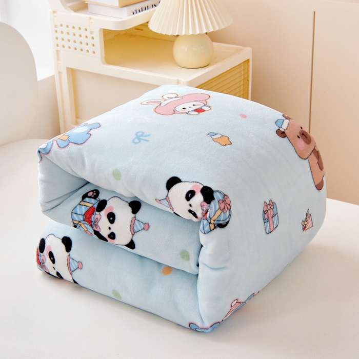 91家纺网 家纺一手货源 找家纺 鱼宝 2025新款小版牛奶绒幼儿园套件 卡卡乐园 蓝